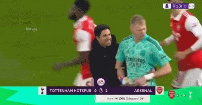 阿森纳脱胎换骨，热刺踢不进大门，球迷跳出来踢人！